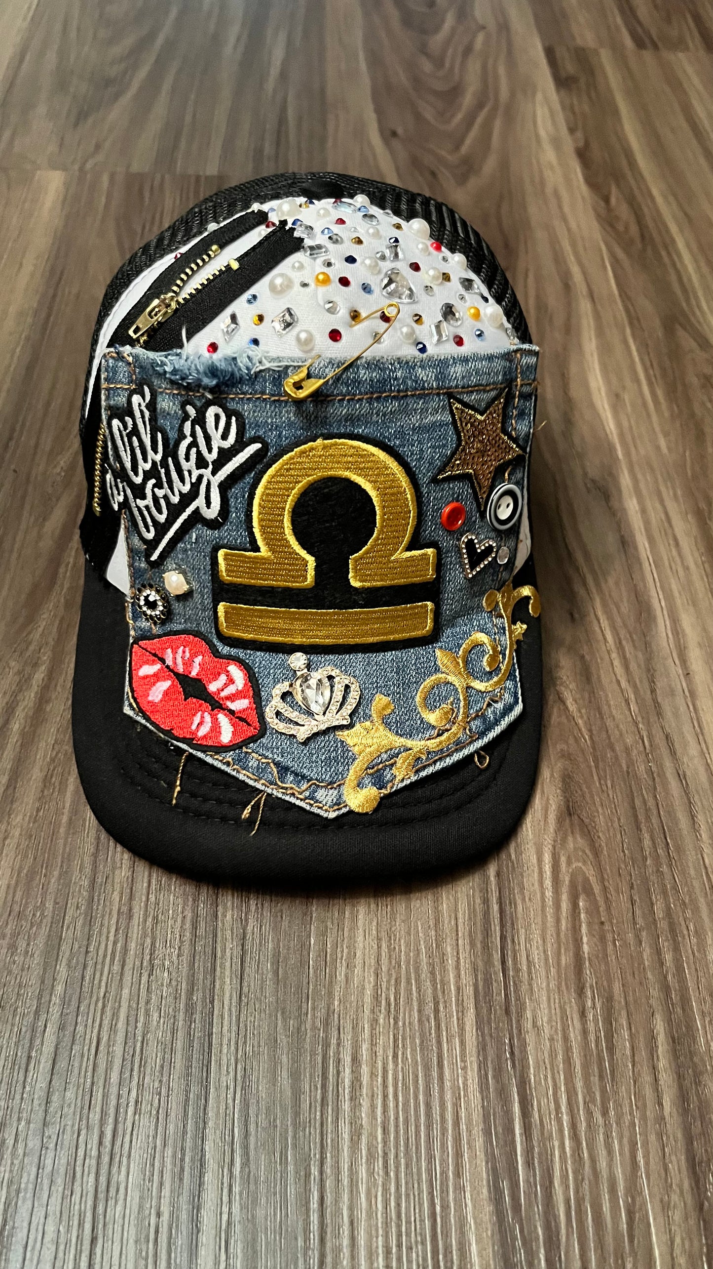 Libra Collection