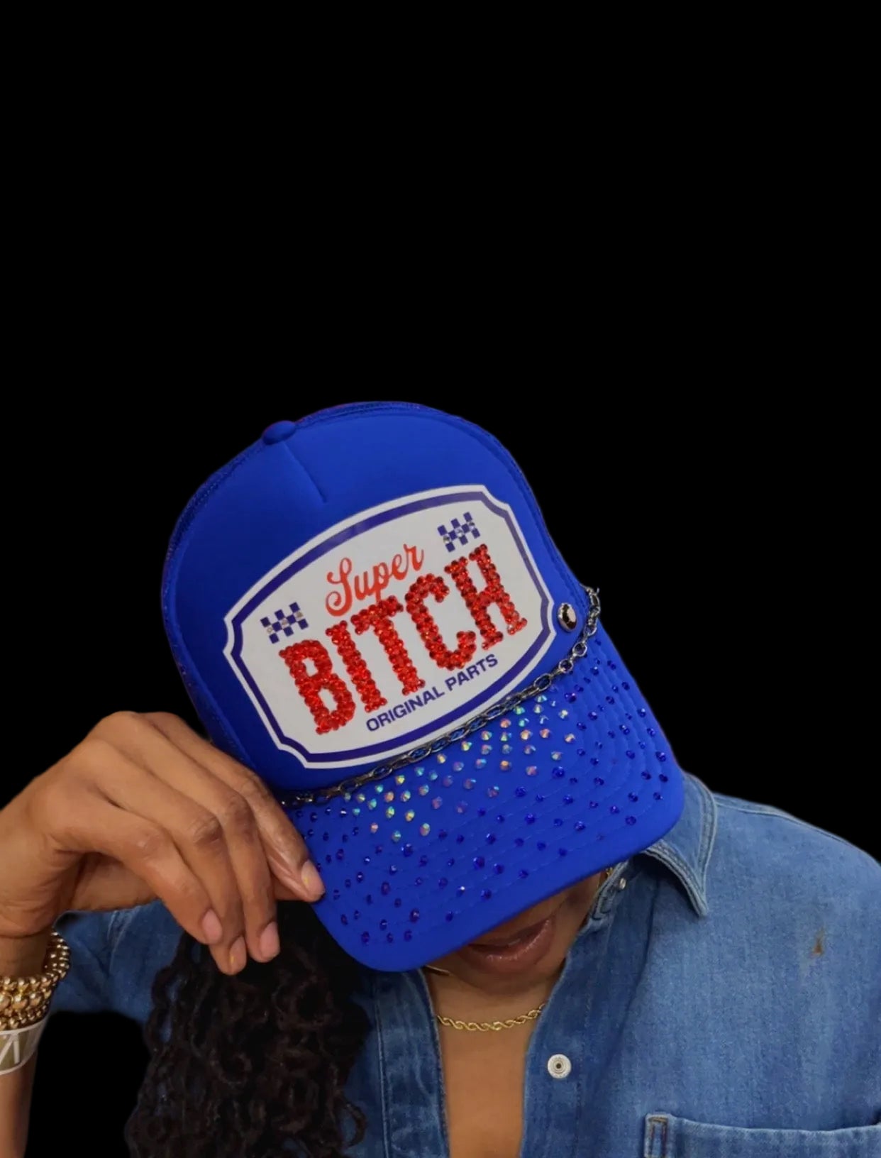 Super B*TCH